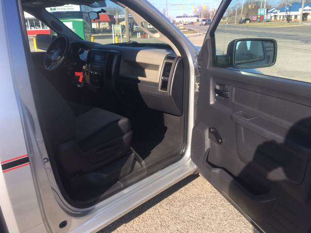 RAM Ram Pickup 1500 2011 photo 6